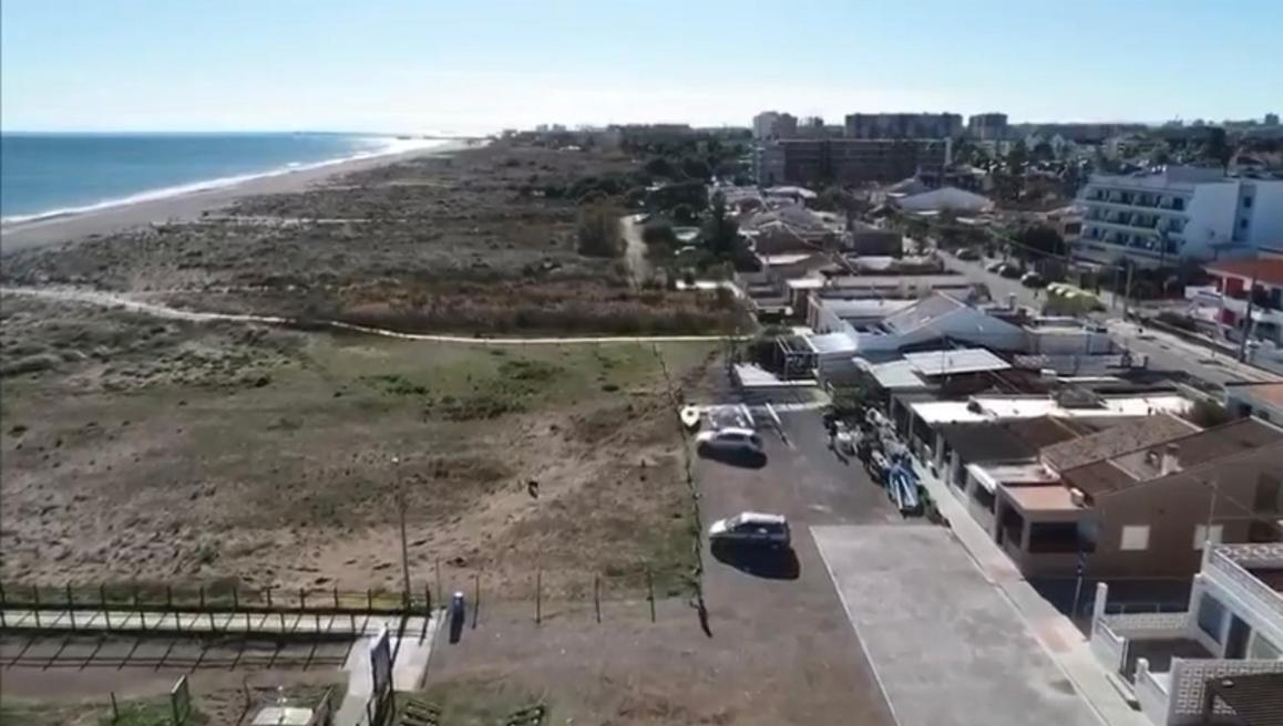 Primera Linea De Playa, Villa Conchita, Con Salida Al Mar Sagunto Luaran gambar